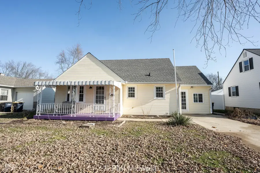 227 S 12th Avenue, Beech Grove, IN 46107 - Image #2