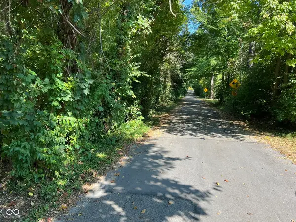 2913 Crooked Creek Parkway W, Indianapolis, IN 46268