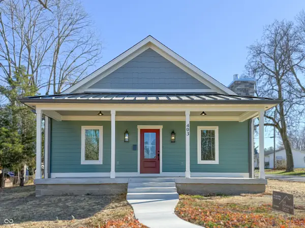 403 Main Street, Hope, IN 47246