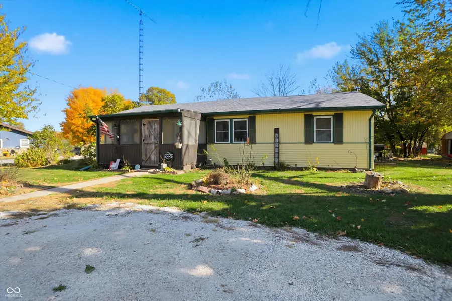 301 S Adams Street, West Lebanon, IN 47991 - Image #3