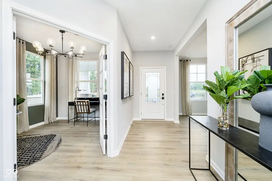 906 Rivendell Drive, Avon, IN 46123 - Image #2