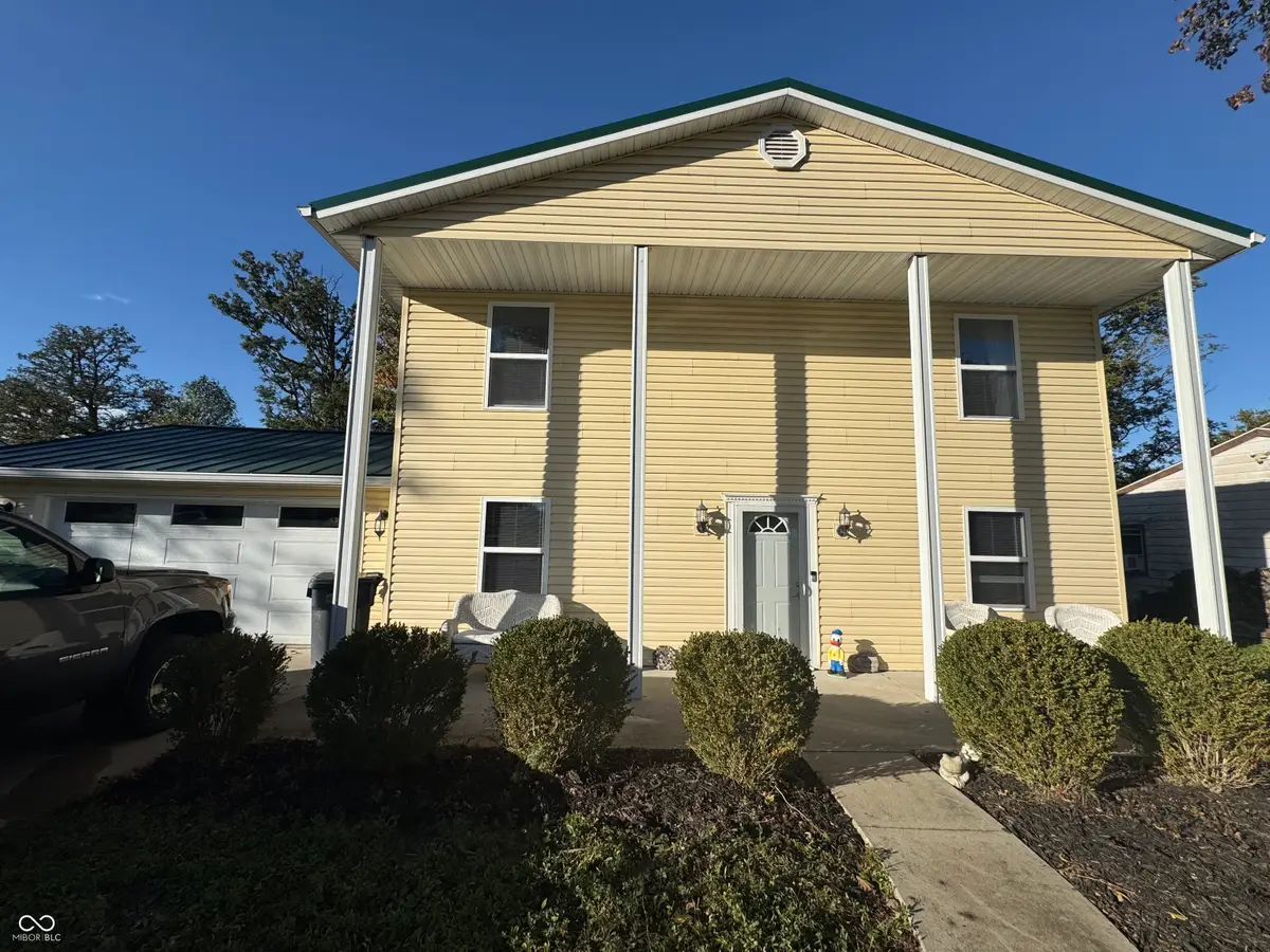 407 Lone Oak Drive, Farmland, IN 47340 - Image #1