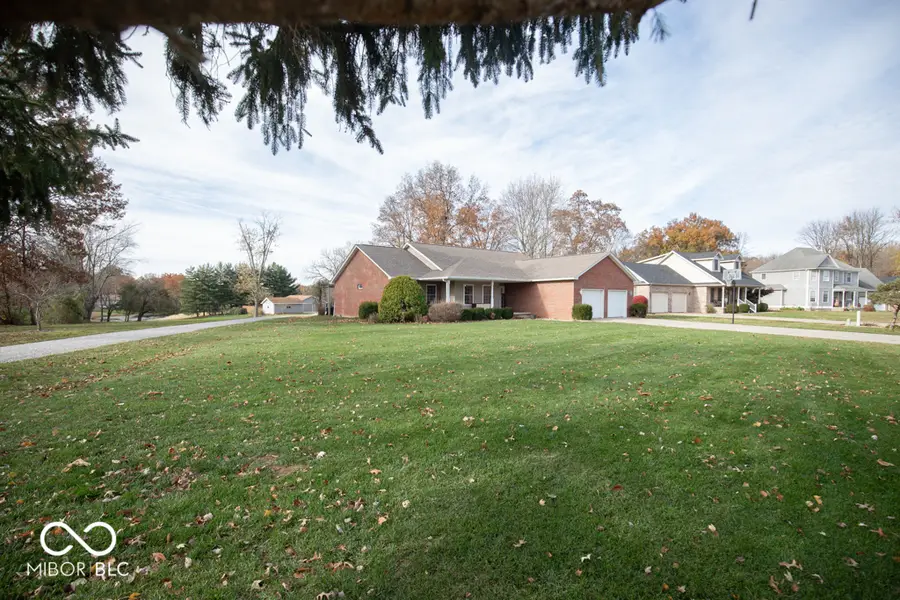 1675 Twin Oaks Drive, North Vernon, IN 47265 - Image #2