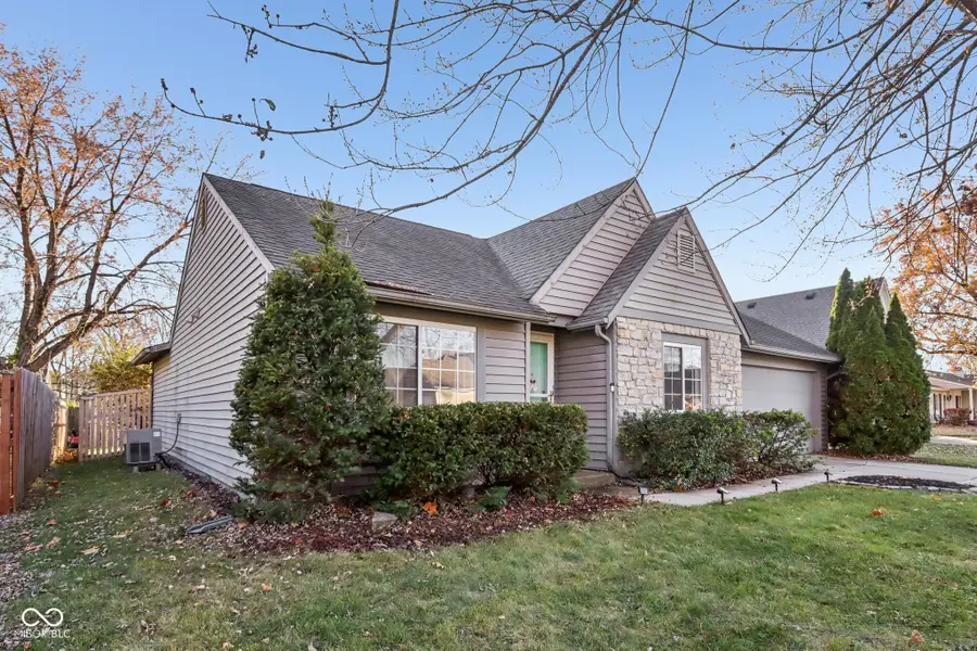 863 Westridge North Drive, Noblesville, IN 46062 - Image #2