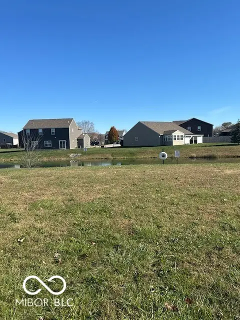 267 W Raymond Avenue, Trafalgar, IN 46181 - Image #2