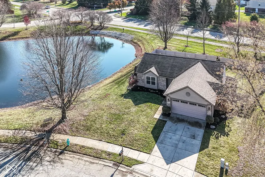 10713 Summerwood Lane, Fishers, IN 46038 - Image #3