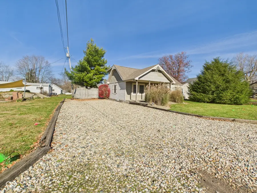 2916 Market Street, Pendleton, IN 46064 - Image #2