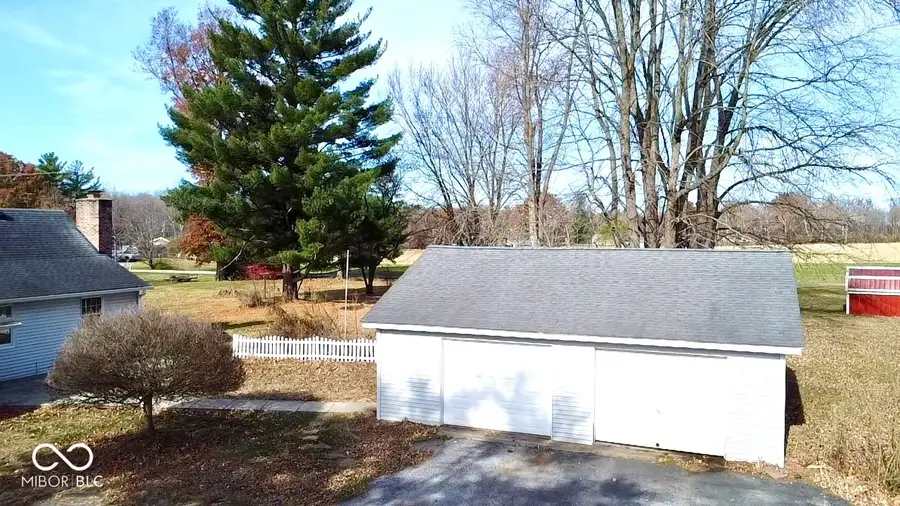 1109 E Us Highway 40, Brazil, IN 47834 - Image #2