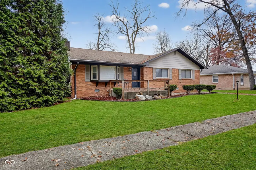 8618 Skyway Drive, Indianapolis, IN 46219 - Image #3