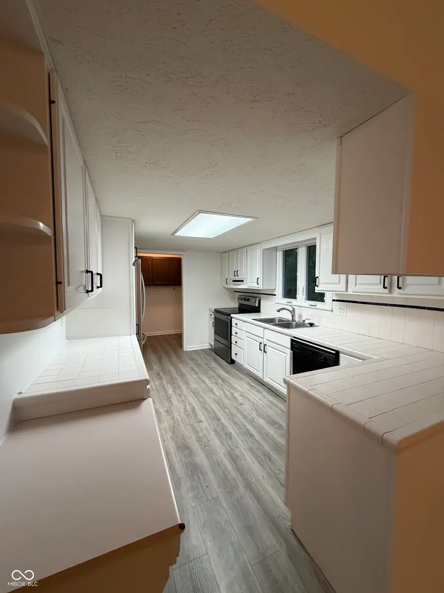 8121 Tanager Court, Indianapolis, IN 46256 - Image #3