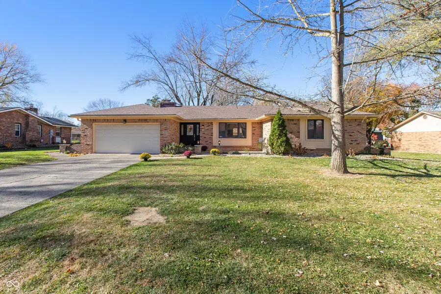 908 Ramblin Road, Greenwood, IN 46142 - Image #2