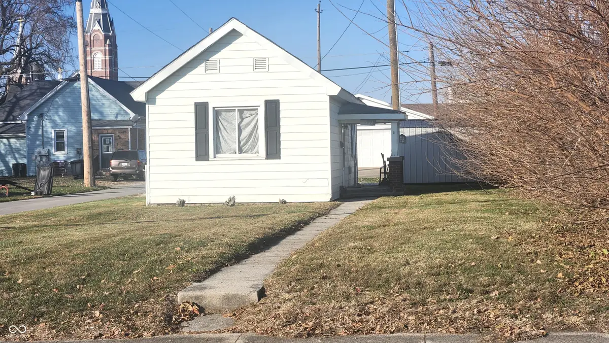 1332 S C Street, Elwood, IN 46036 - Image #1