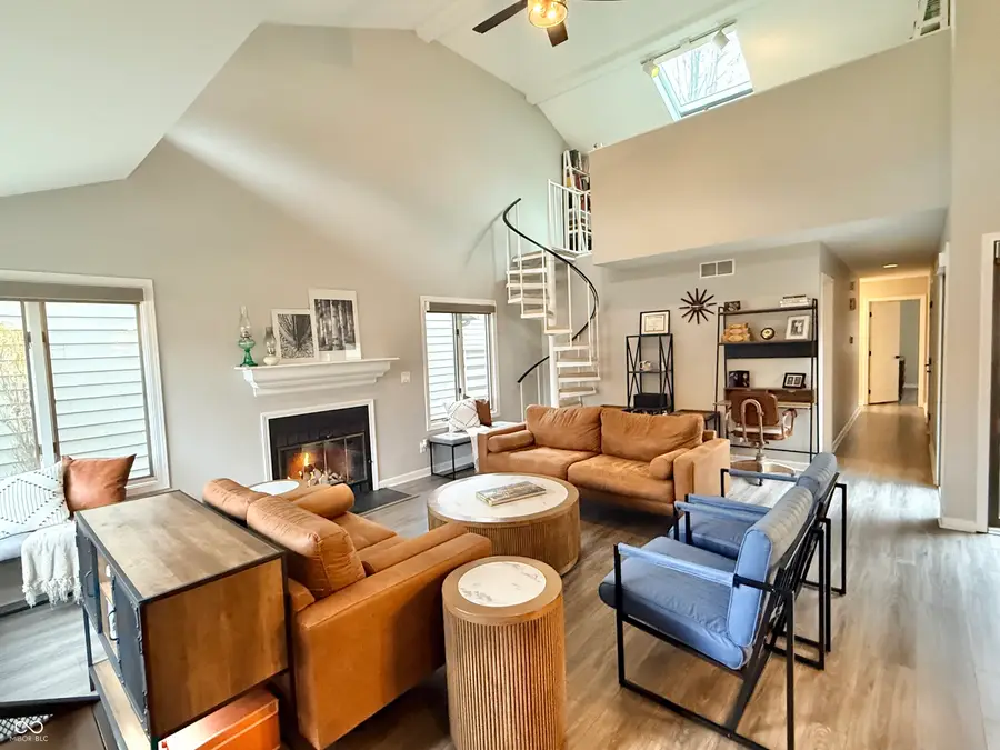 707 Carya Square, Columbus, IN 47201 - Image #3