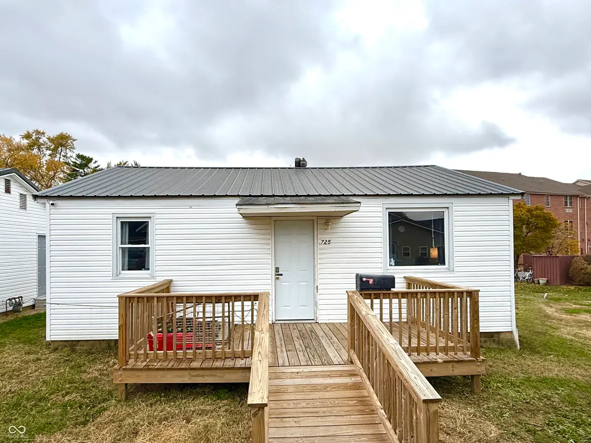 725 N West Street, Greensburg, IN 47240 - Image #1