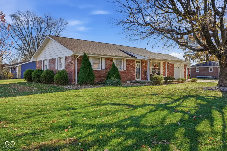 8143 E Crescent Drive, Seymour, IN 47274 - Image #2
