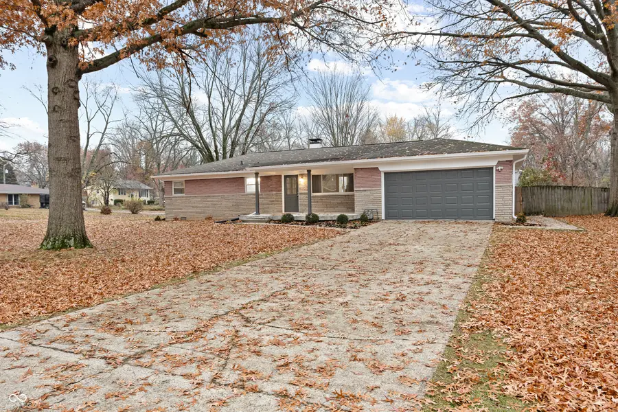 2715 Westleigh Drive, Indianapolis, IN 46268 - Image #2