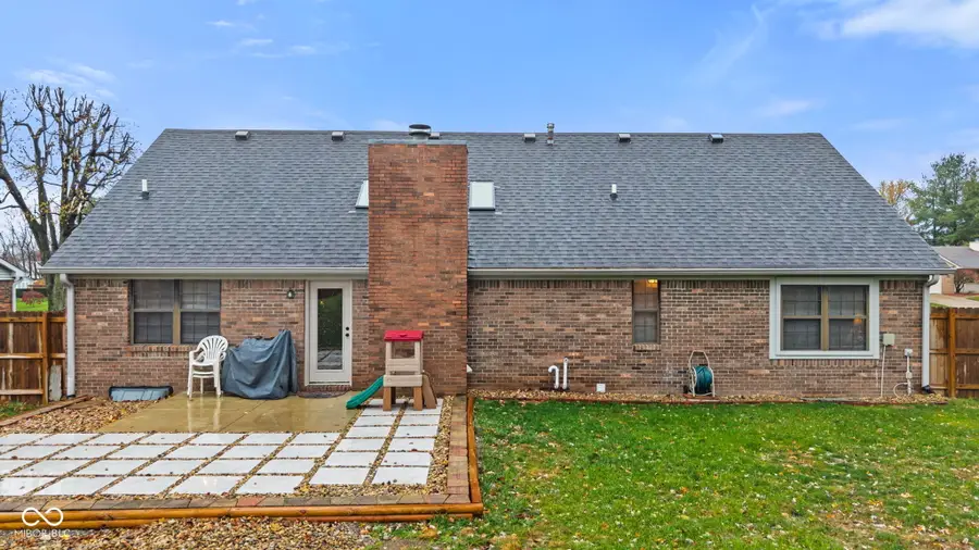 848 Cypress N, Greenwood, IN 46143 - Image #2