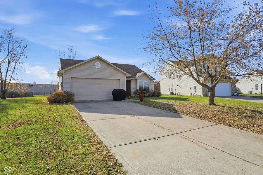 1525 Carlton Drive, Greenfield, IN 46140 - Image #2