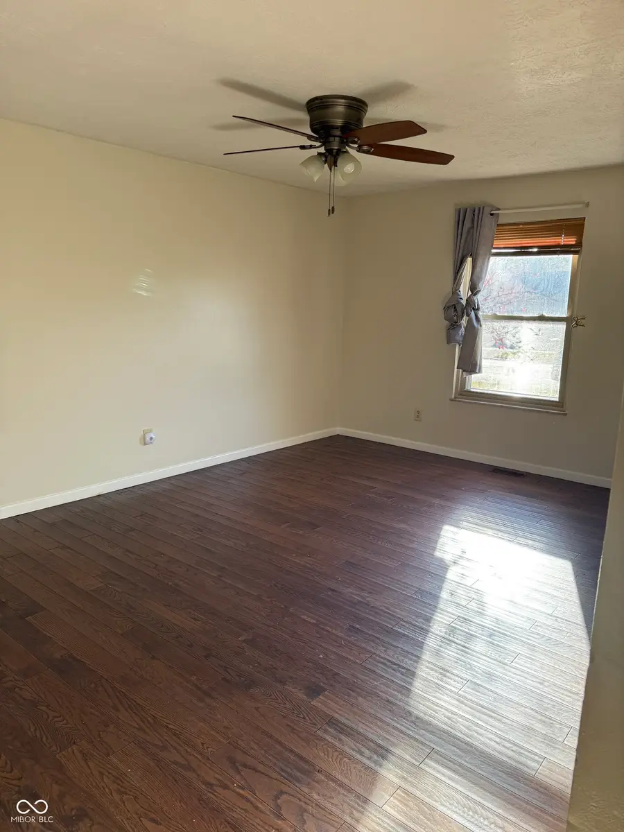 8815 Royal Meadow Drive, Indianapolis, IN 46217 - Image #3