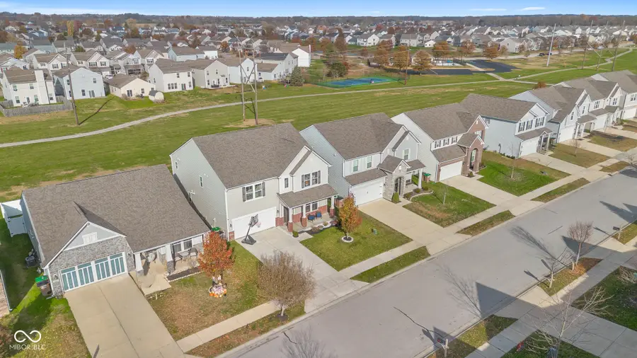 2402 Creekland Drive, Columbus, IN 47201 - #2