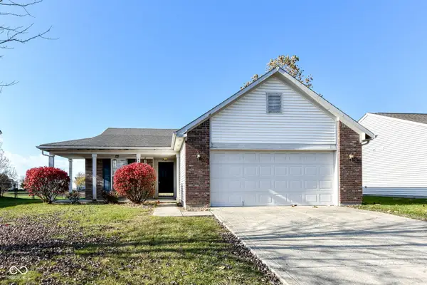 6884 Laredo Drive, McCordsville, IN 46055