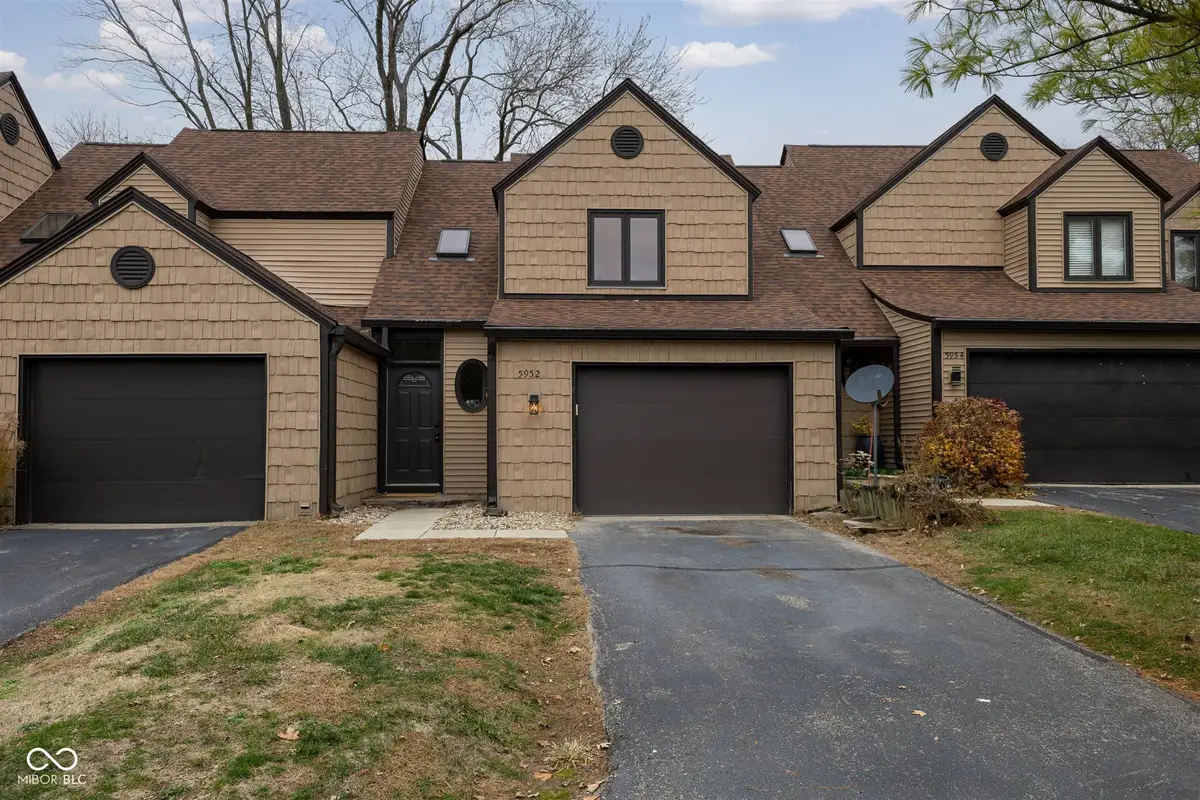 5952 Highgate Circle E, Indianapolis, IN 46250 - Image #1