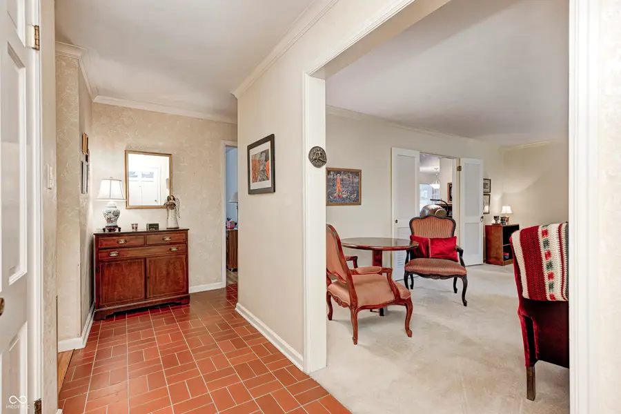 1021 Navajo Trail South Drive, Indianapolis, IN 46260 - Image #3