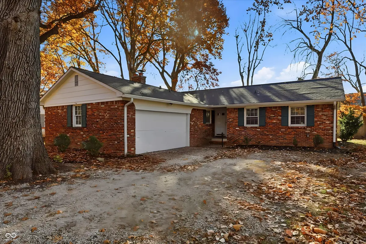 3329 Melbourne Road S, Indianapolis, IN 46228 - Image #1