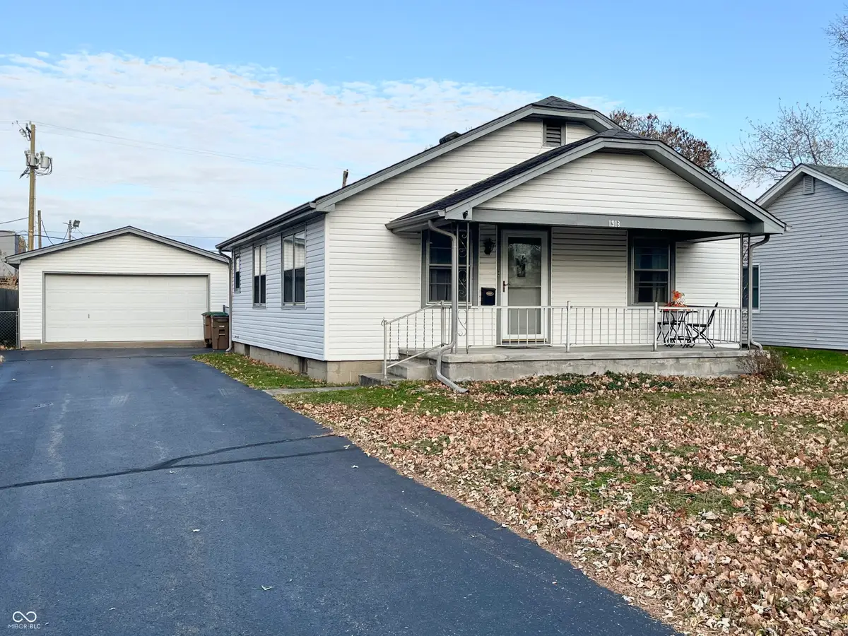 1913 Lee Street, Columbus, IN 47201 - Image #1