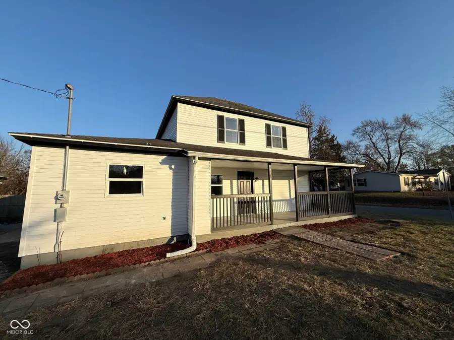 724 W Commercial Street, Hartford City, IN 47348 - Image #2