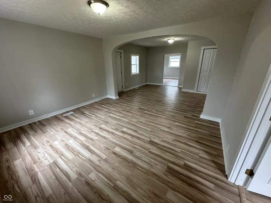 724 W Commercial Street, Hartford City, IN 47348 - Image #3