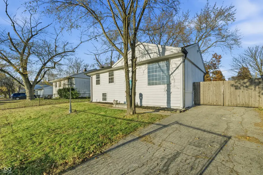 3675 Dubarry Road, Indianapolis, IN 46226 - Image #2