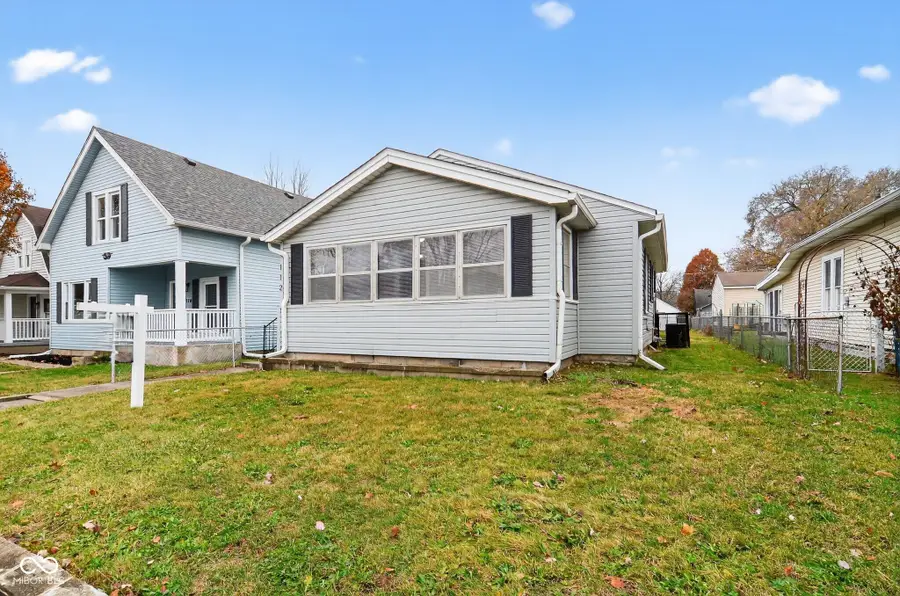 112 S 3rd Avenue, Beech Grove, IN 46107 - Image #2