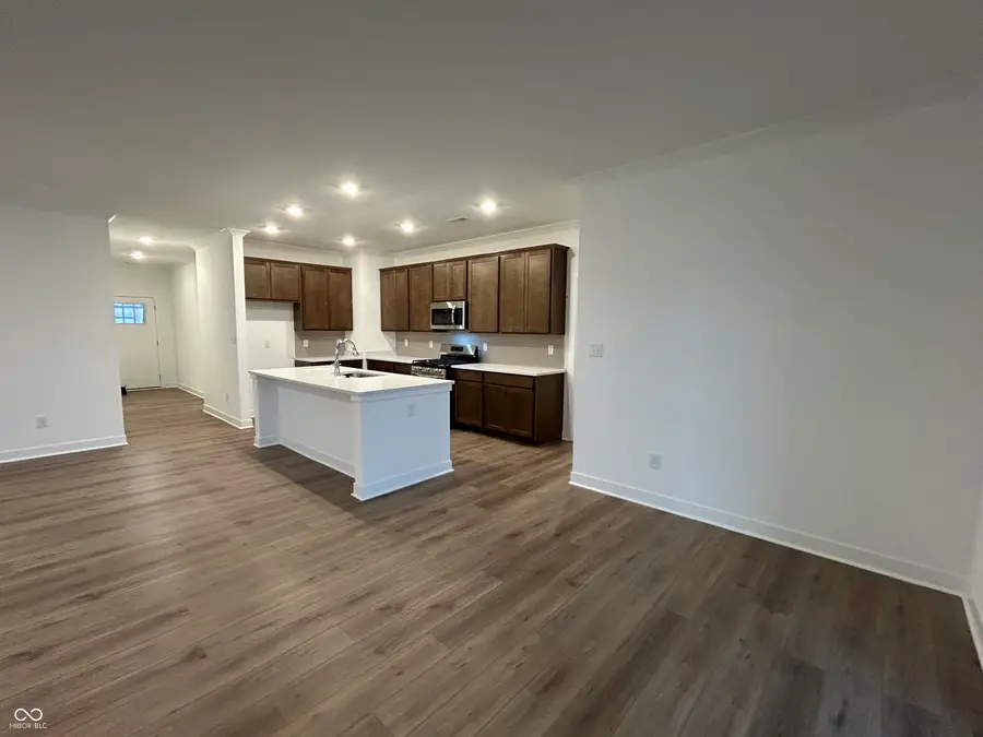 5467 Volanti Way, Greenwood, IN 46143 - Image #2