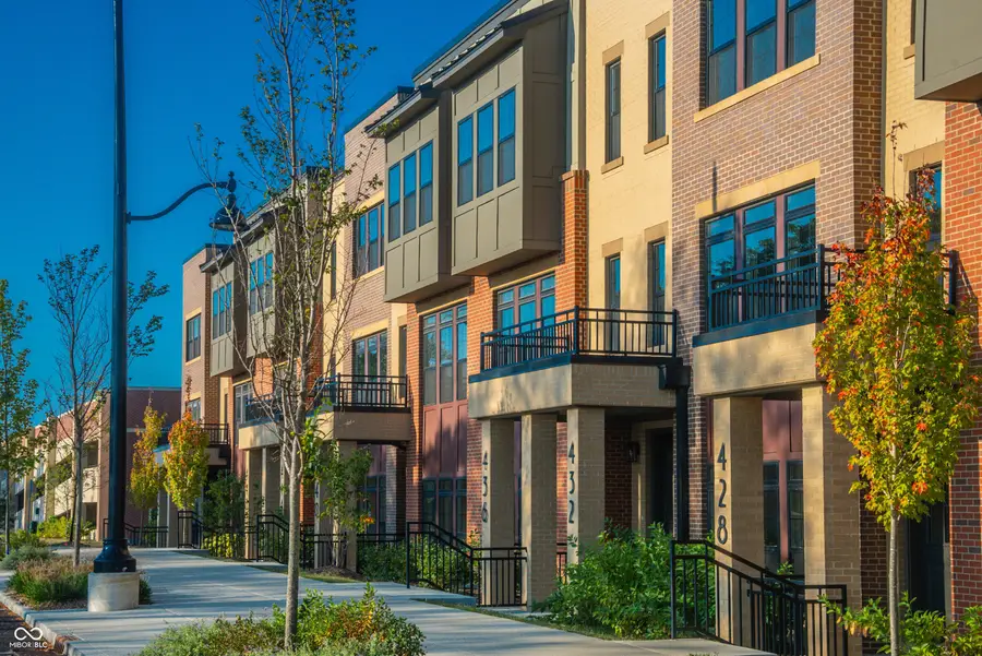 432 S Meridian Street, Greenwood, IN 46143 - Image #2