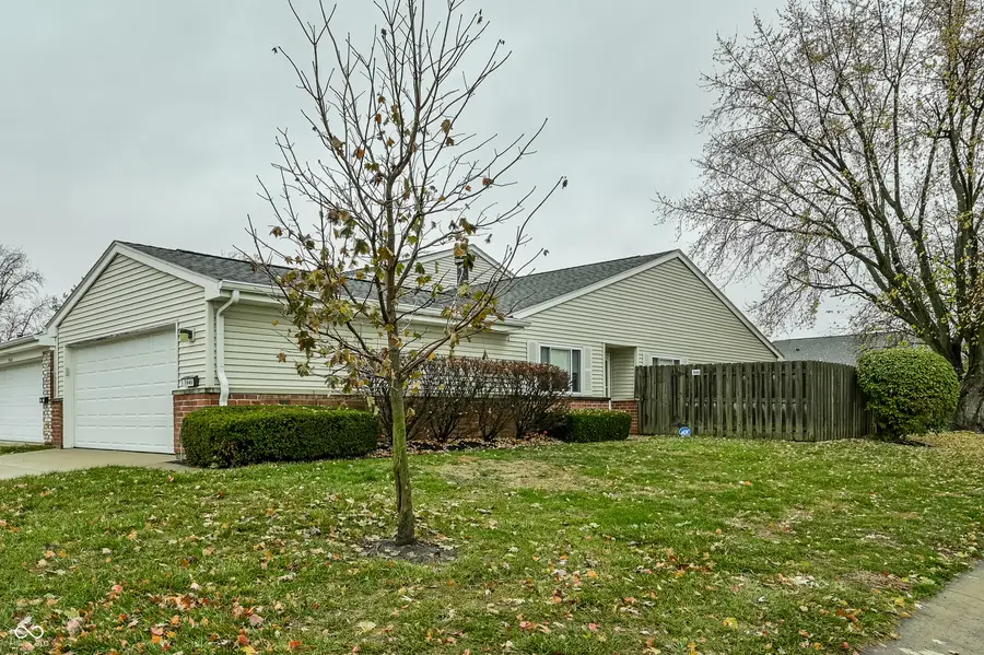 7646 Vintage Court, Lawrence, IN 46226 - Image #2