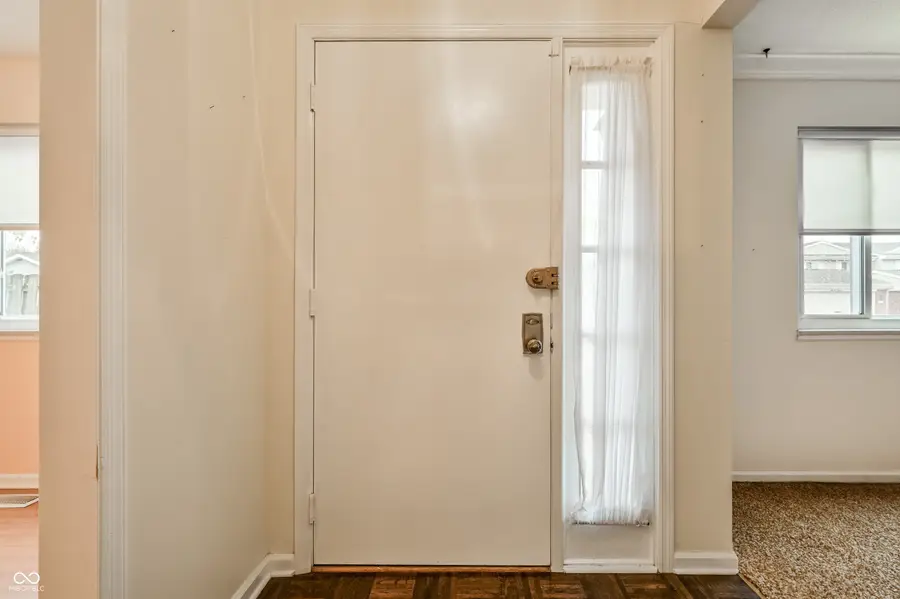 7646 Vintage Court, Lawrence, IN 46226 - Image #3