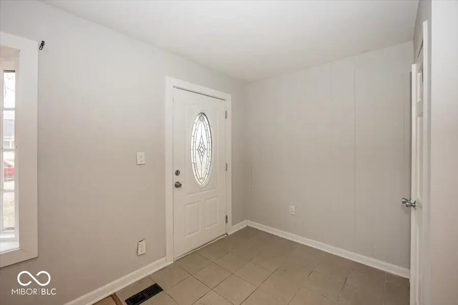 2419 N Eaton Avenue, Indianapolis, IN 46219 - Image #2