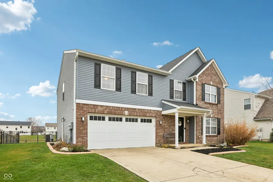 2277 S Briarwood Drive, New Palestine, IN 46163 - Image #2