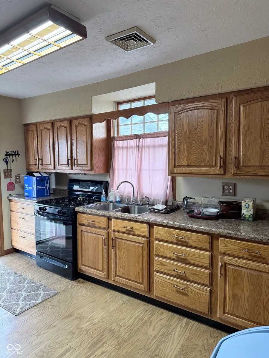 7116 S County Rd 850 W, Glenwood, IN 46133 - Image #3