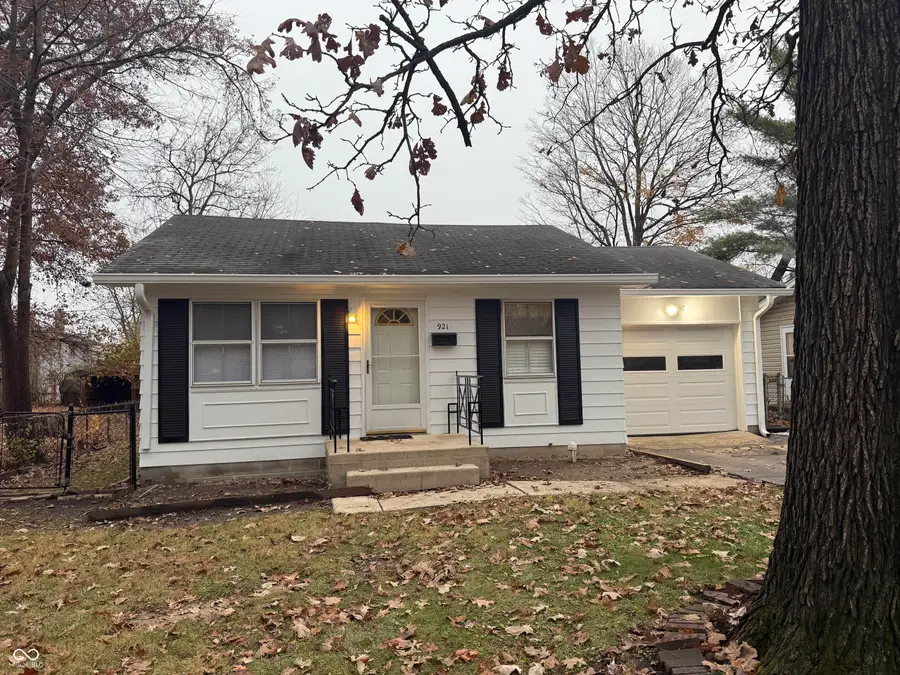 921 N Bazil Avenue, Indianapolis, IN 46219 - Image #2