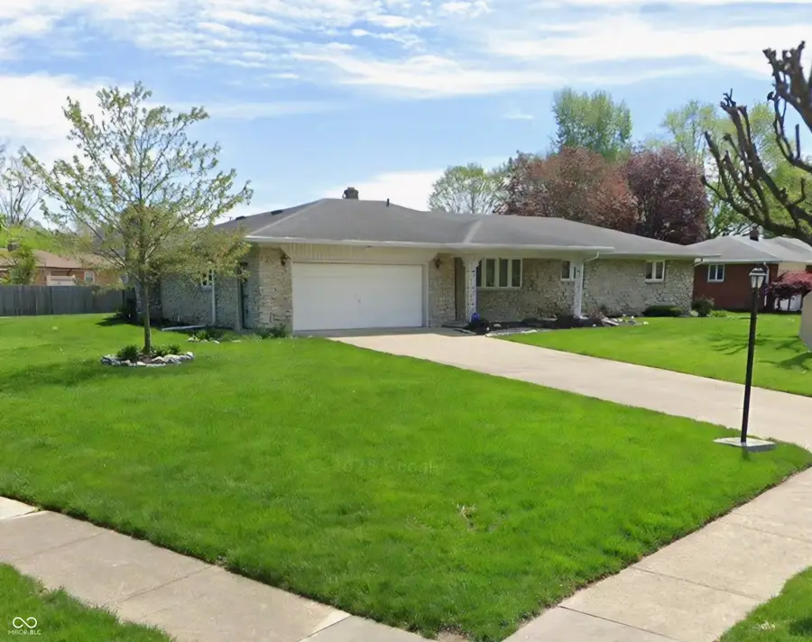 8135 Bishops Lane, Indianapolis, IN 46217 - Image #2