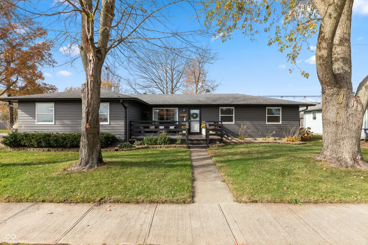 138 S Carlisle Street, Bargersville, IN 46106 - Image #1