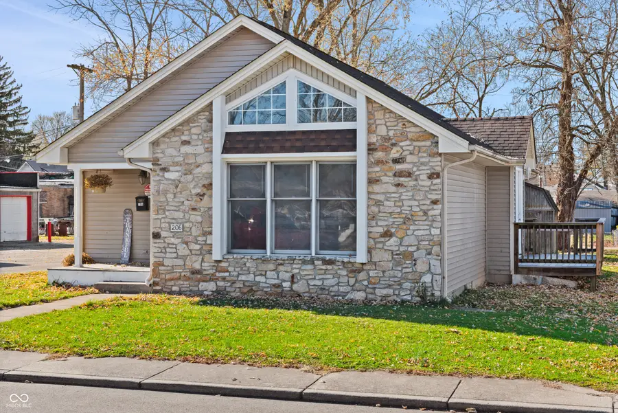 206 N Grant Street, Edinburgh, IN 46124 - Image #2