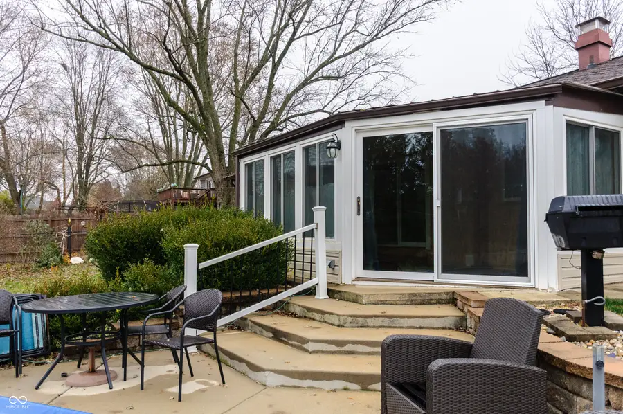 818 Orchard Lane, Greenwood, IN 46142 - Image #3