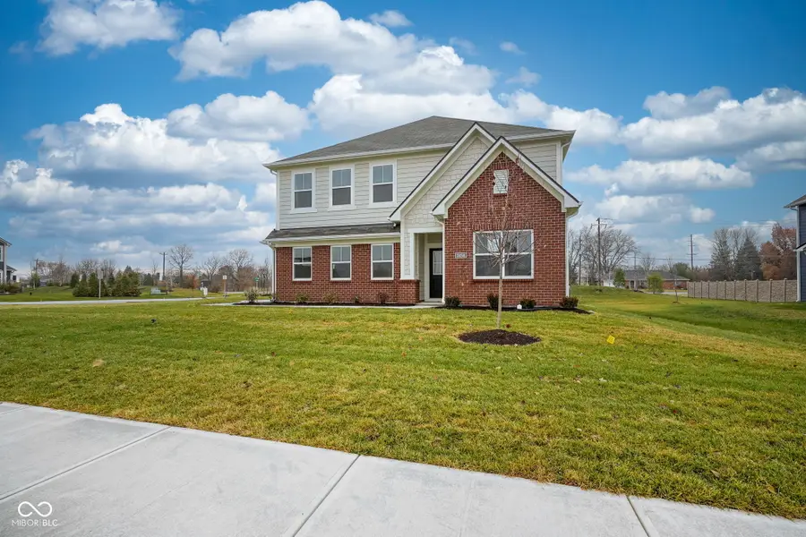 7454 Allesley Drive, Avon, IN 46123 - Image #2