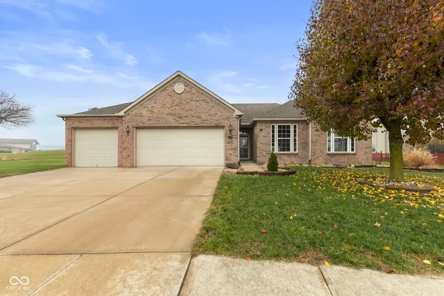 2209 Leeward Court, Greenwood, IN 46143 - Image #2