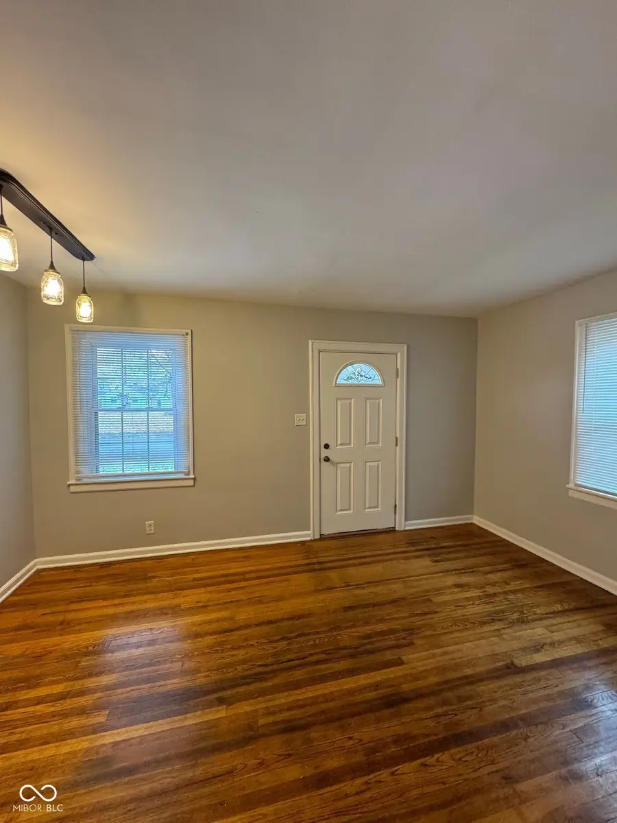 138 N 3rd Avenue, Beech Grove, IN 46107 - Image #3