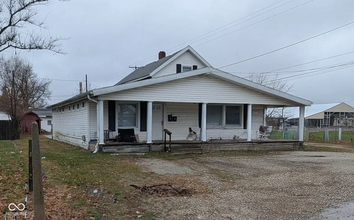 800 W Lindweth Place, Muncie, IN 47303 - Image #1