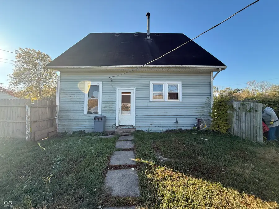 303 E South H Street, Gas City, IN 46933 - Image #3